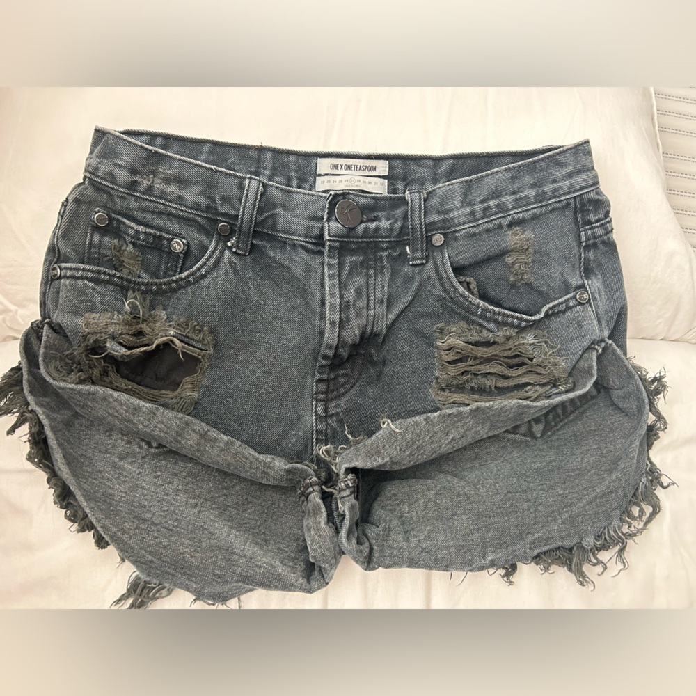 One Teaspoon Bandit shorts